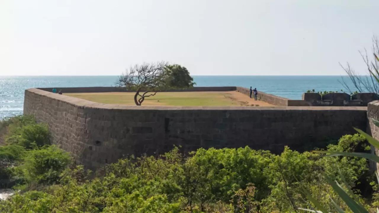 Вилла Tamizh Nest - தமிழ்க்குடில் Канниякумари Экстерьер фото