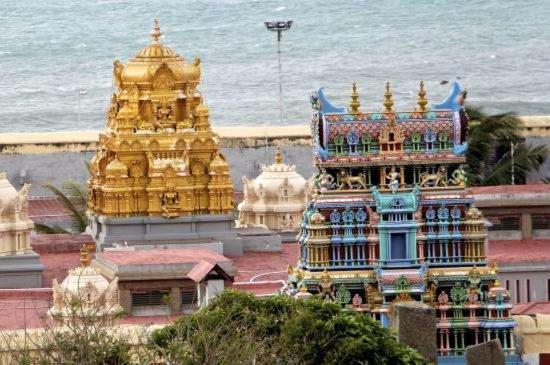 Вилла Tamizh Nest - தமிழ்க்குடில் Канниякумари Экстерьер фото